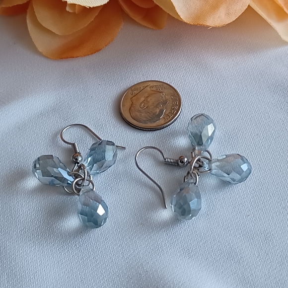 Powder Blue Crystal Bead Clusters - Picture 8 of 8